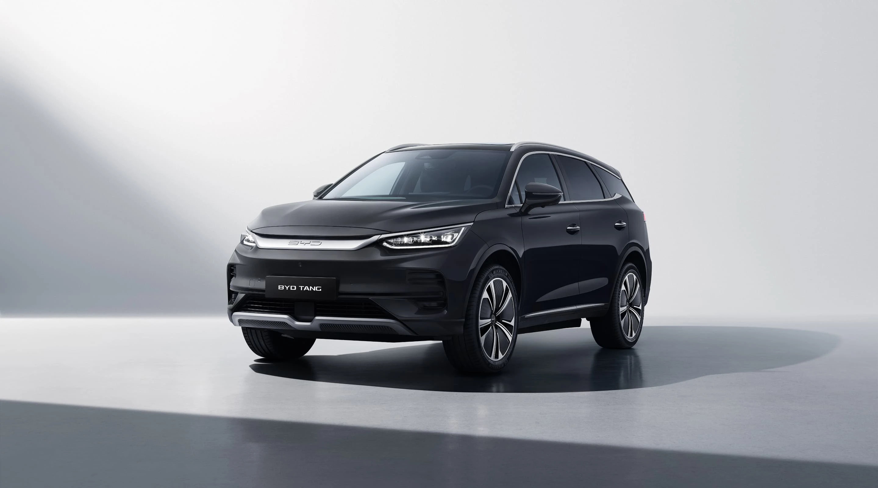 BYD Tang — Front View